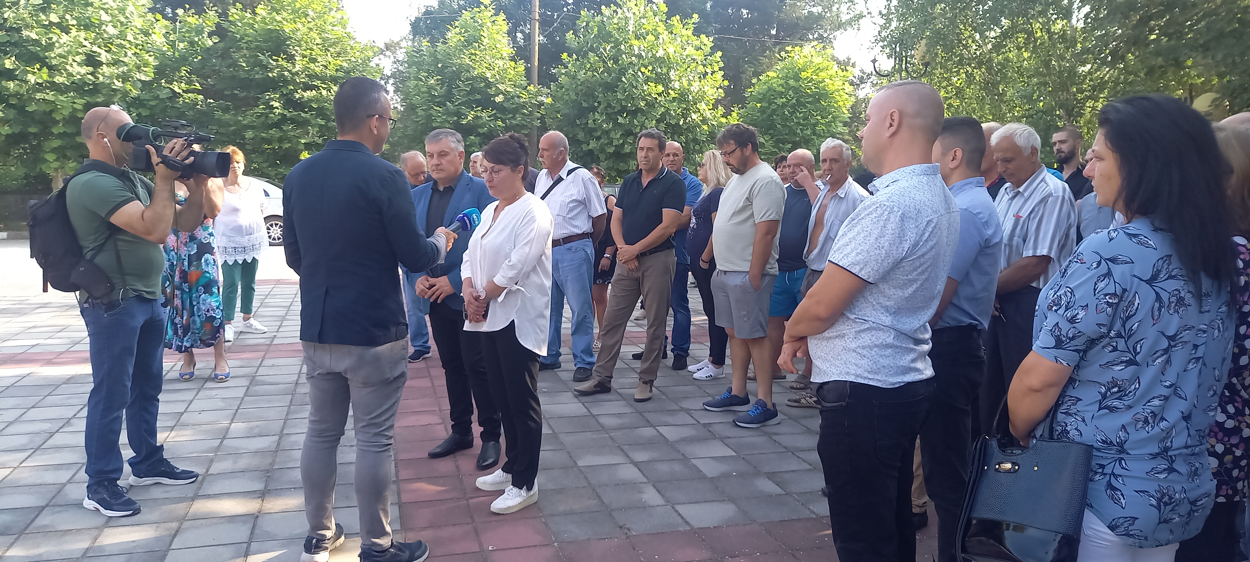 Граждани и местна власт заедно в искането си за подкрепа от държавата за справяне със свръхпопуляцията от комари