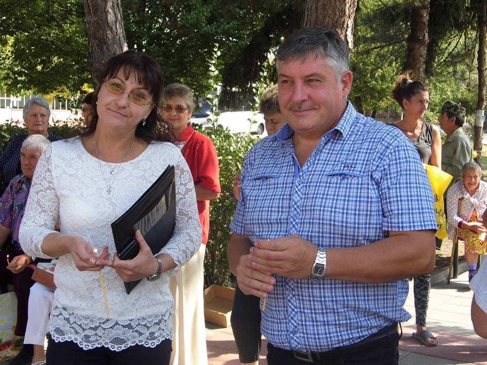 Хората от Дъбован се събраха за дружна молитва