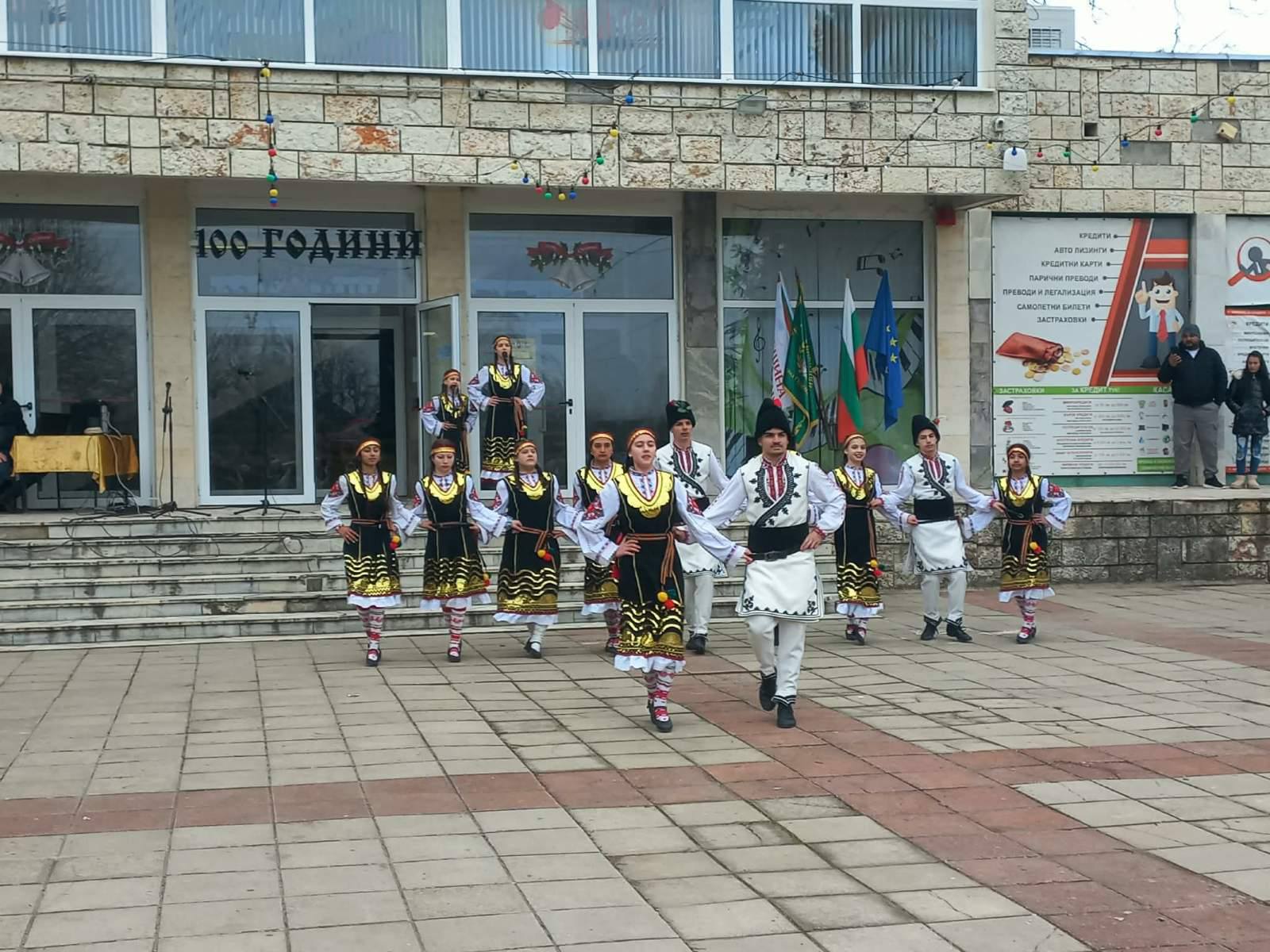 Гулянци отбеляза 148 години от Освобождението на България