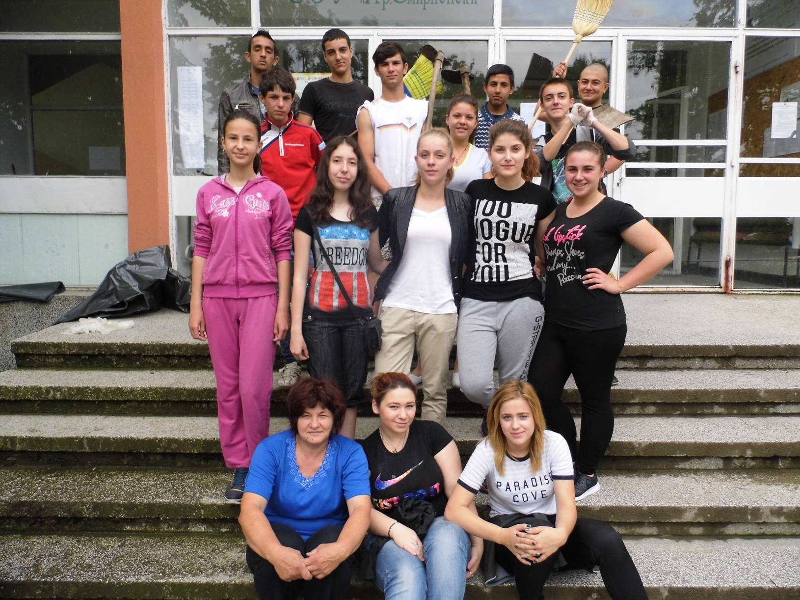 Тази година най-активни в кампанията „Да изчистим България” бяха децата