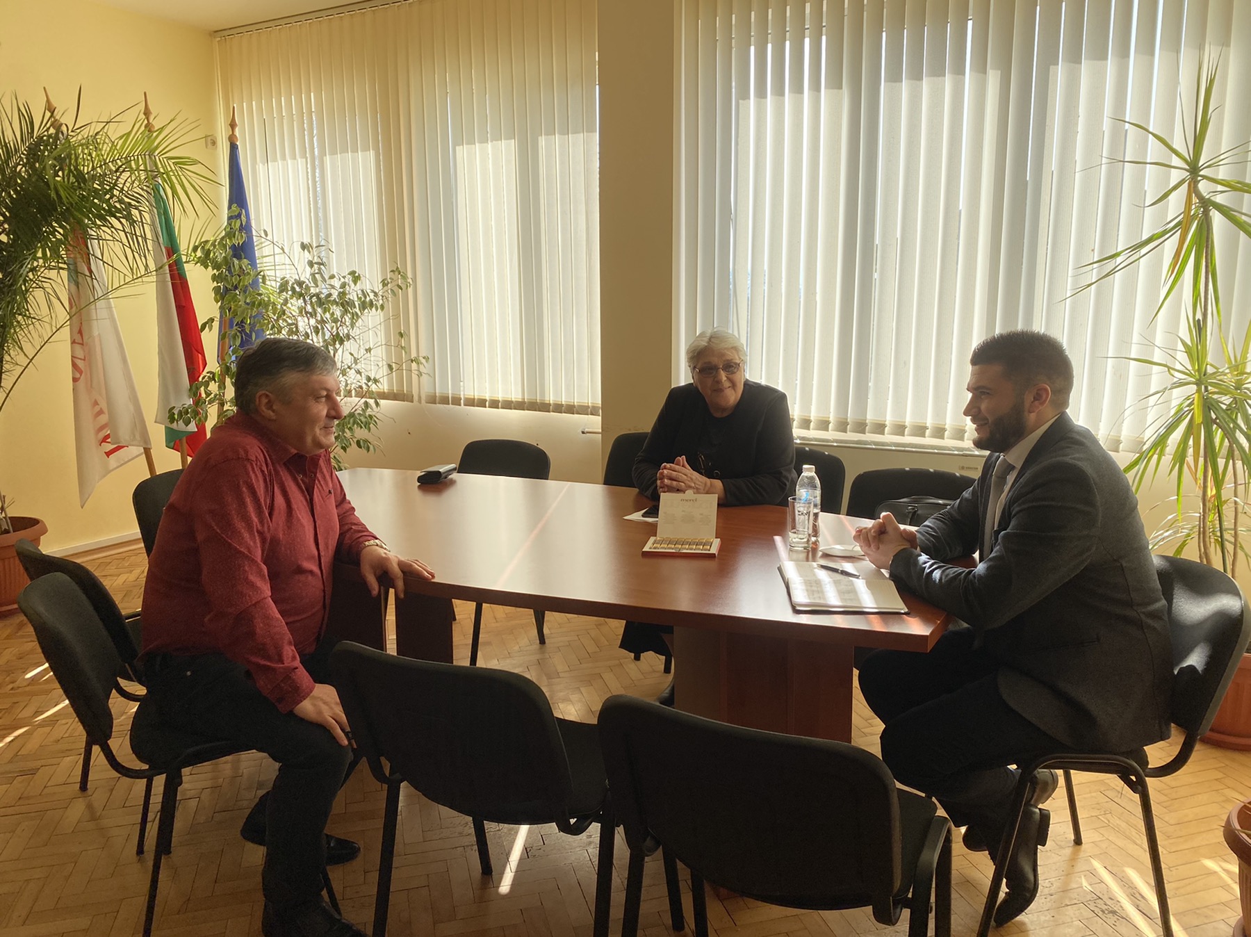 Областният управител посети Гулянци и Никопол